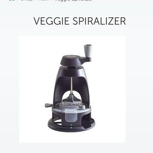 Pampered Chef Vegetable Spiralizer - NIB